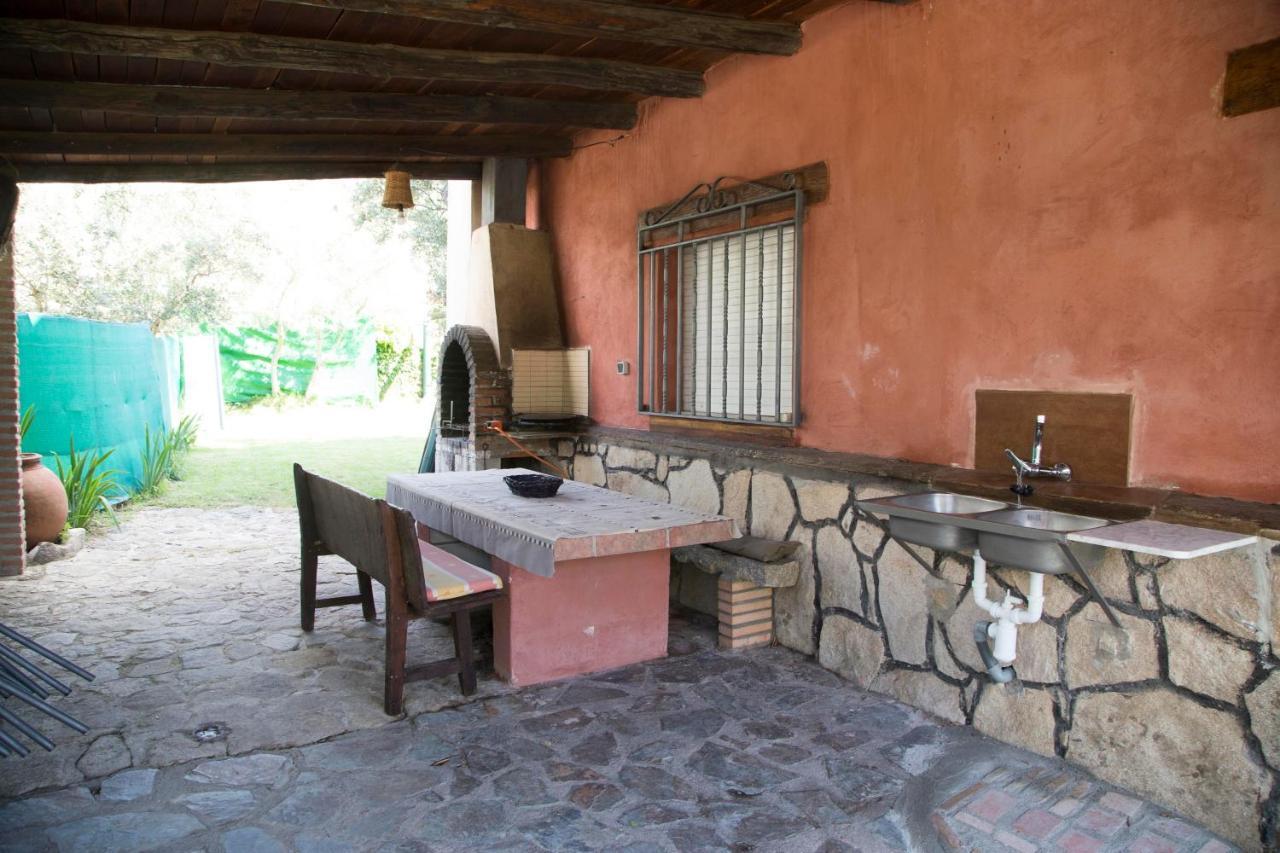 La Charca De La Dehesa Villa Casas del Monte Bagian luar foto