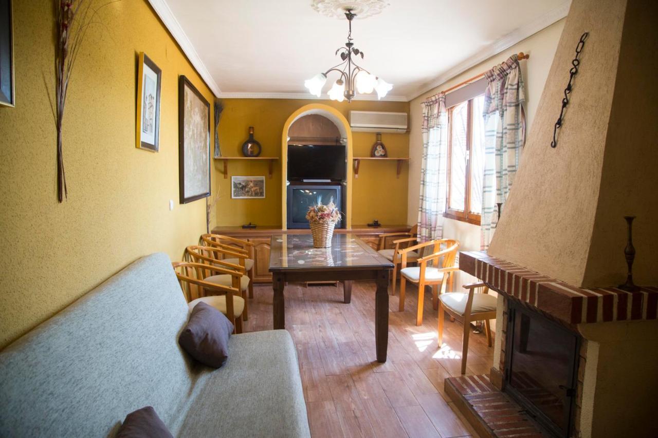 La Charca De La Dehesa Villa Casas del Monte Bagian luar foto